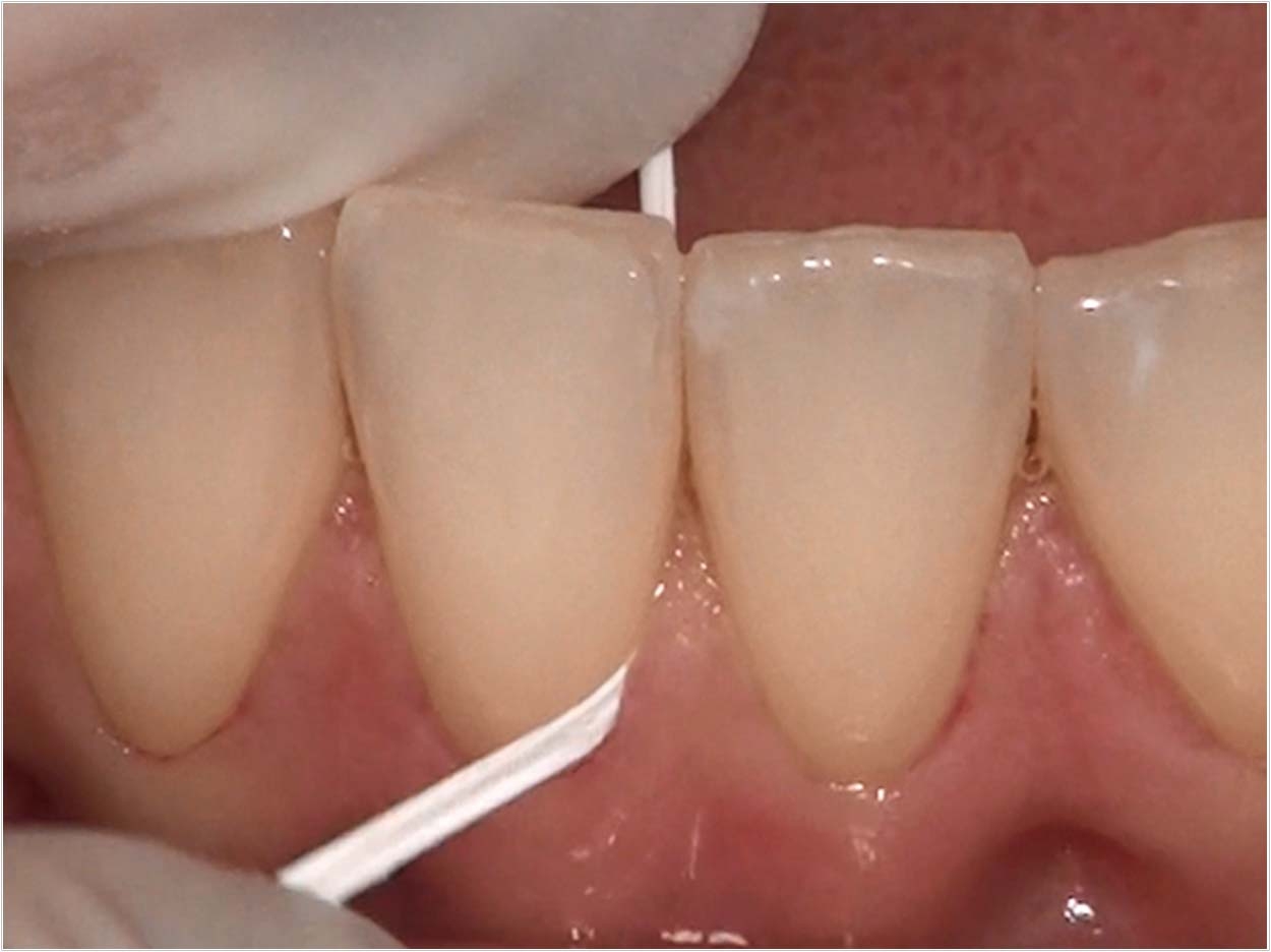The site features information for patients such as the correct way to floss their teeth.