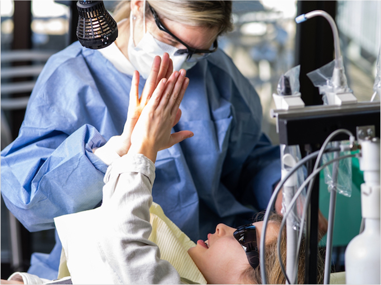 ForsythKids brings preventive dental care to underserved populations in Massachusetts at schools, day care centers, neighborhood facilities, homeless shelter, summer camps, and public events.