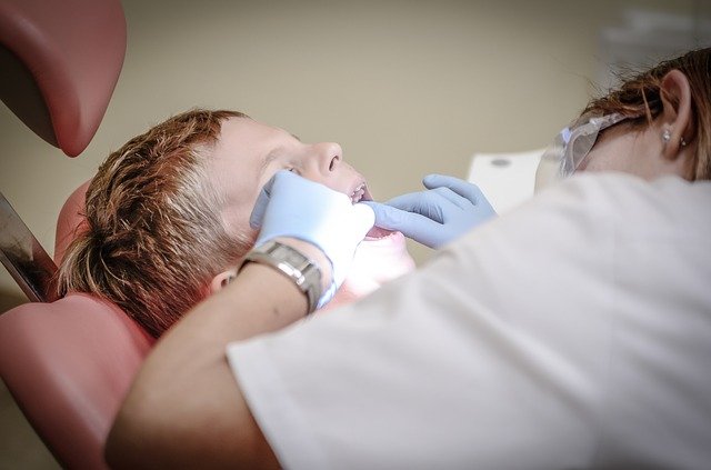 p&r dental strategies
