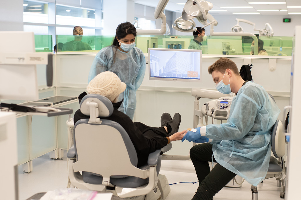 dugoni school of dentistry